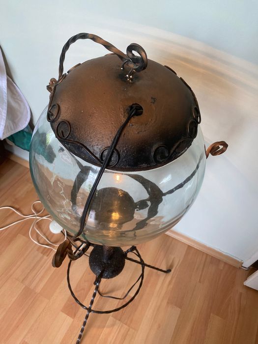 Lampa stojąca z kutego żelaza lata 70-te