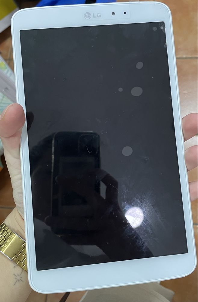 Tablet LG usado