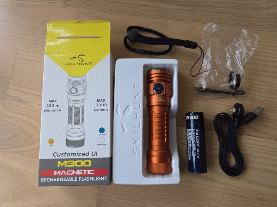 Latarka Skilhunt M300 v2 (przesyłka za 1 zł)