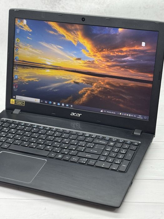 Ноутбук Acer Aspire E5-576,4GB DDR3,120GB SSD,ідеал,оплата частинами