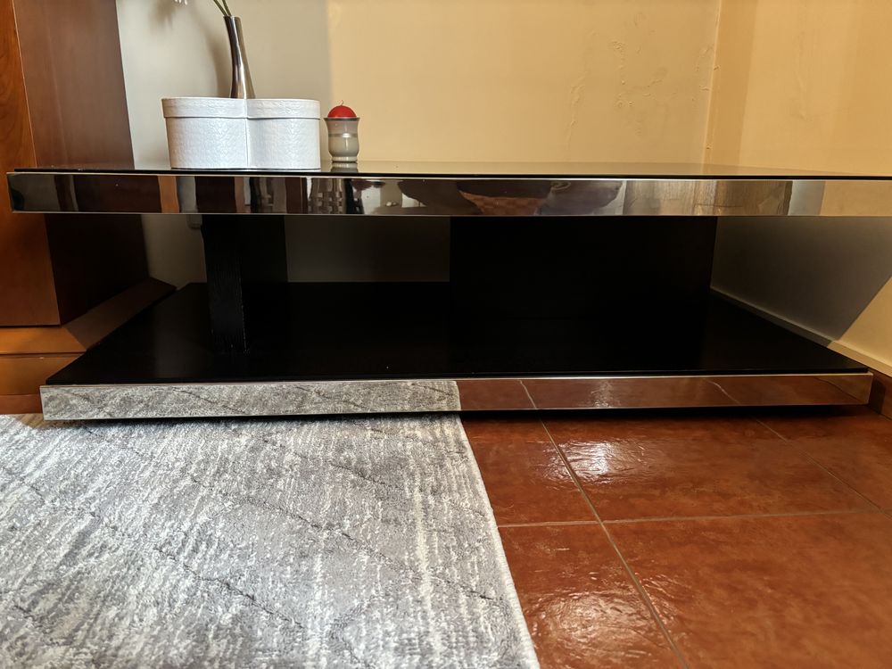 NOVO PREÇO!!!      Mesa de centro preta