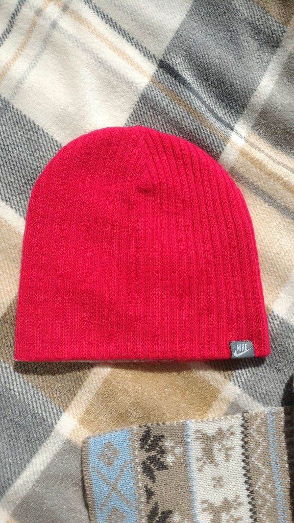 Gorro reversível Nike criança