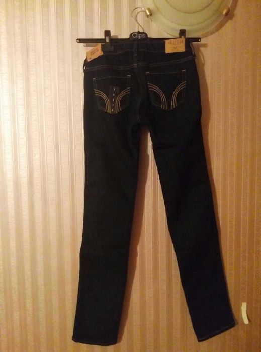Предлагаю новые джинсы американской фирмы Hollister .