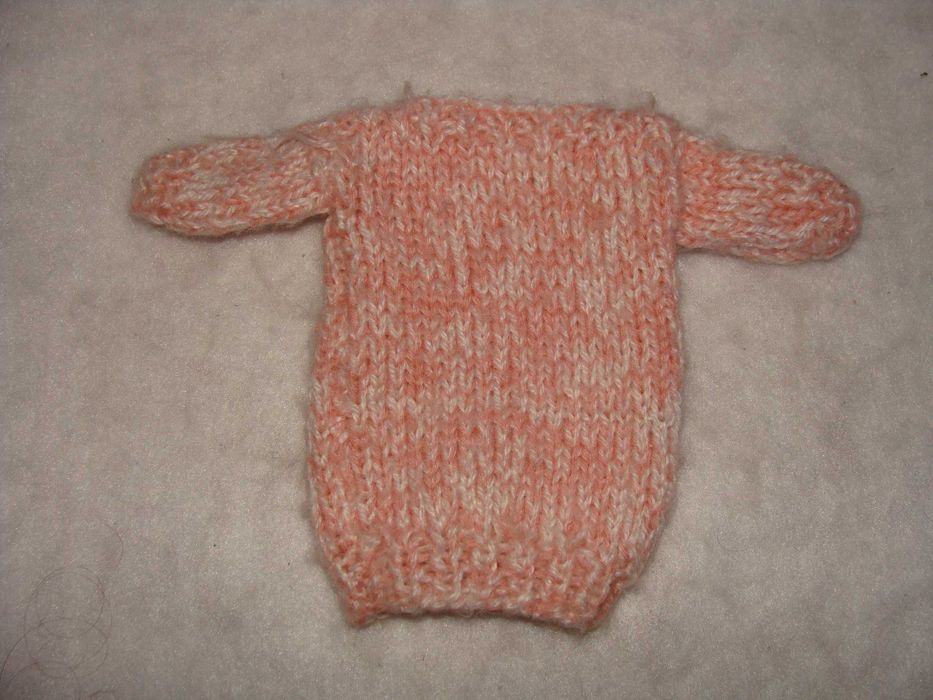 Vestido Feito à Mão para Boneca