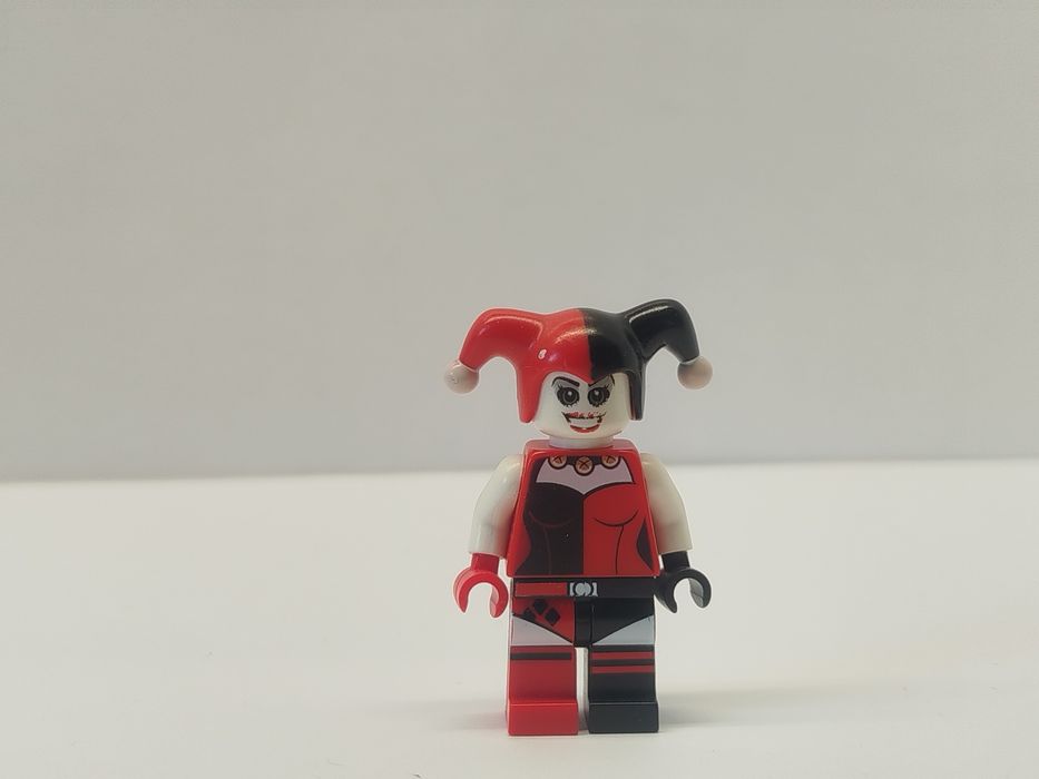 LEGO Harley Quinn z Batman