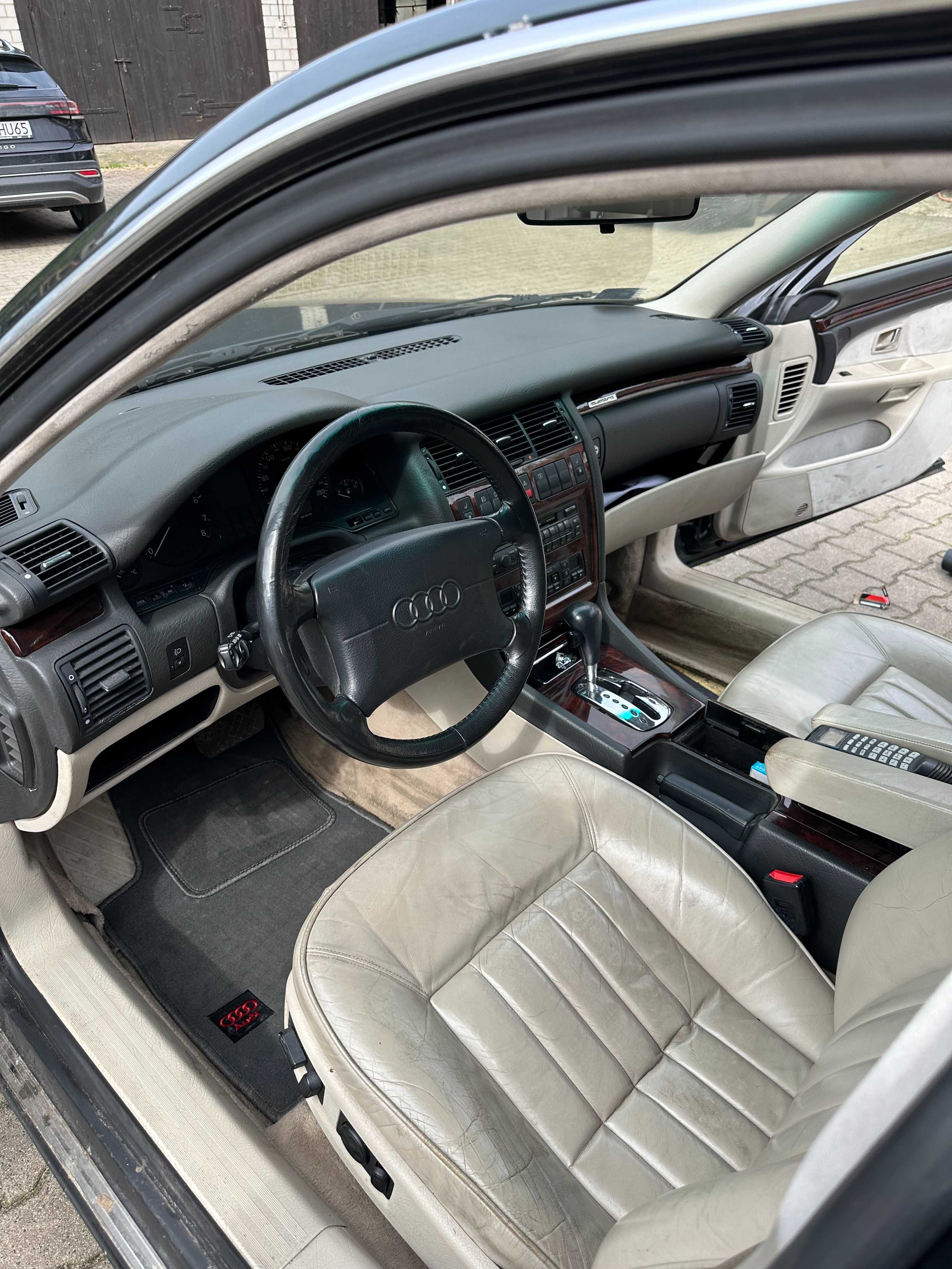 Audi A8 D2 1995r  Quattro .Bez gazu