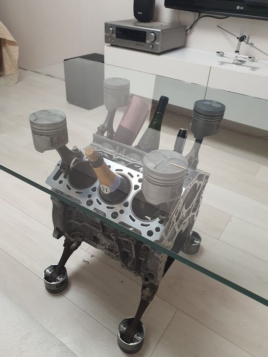 Стол из блока цилиндров v6 lexus)