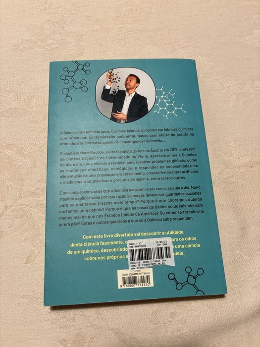 Como Se Transforma Ar em Pão de Nuno Maulide