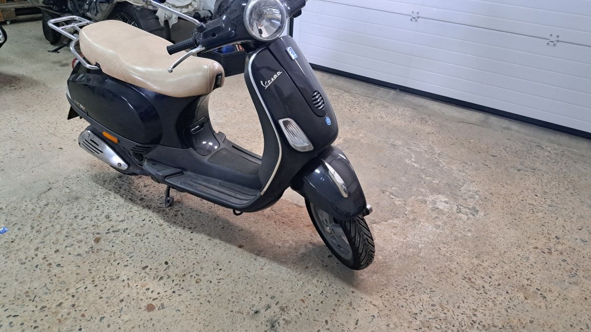 Vende-se Vespa 50
