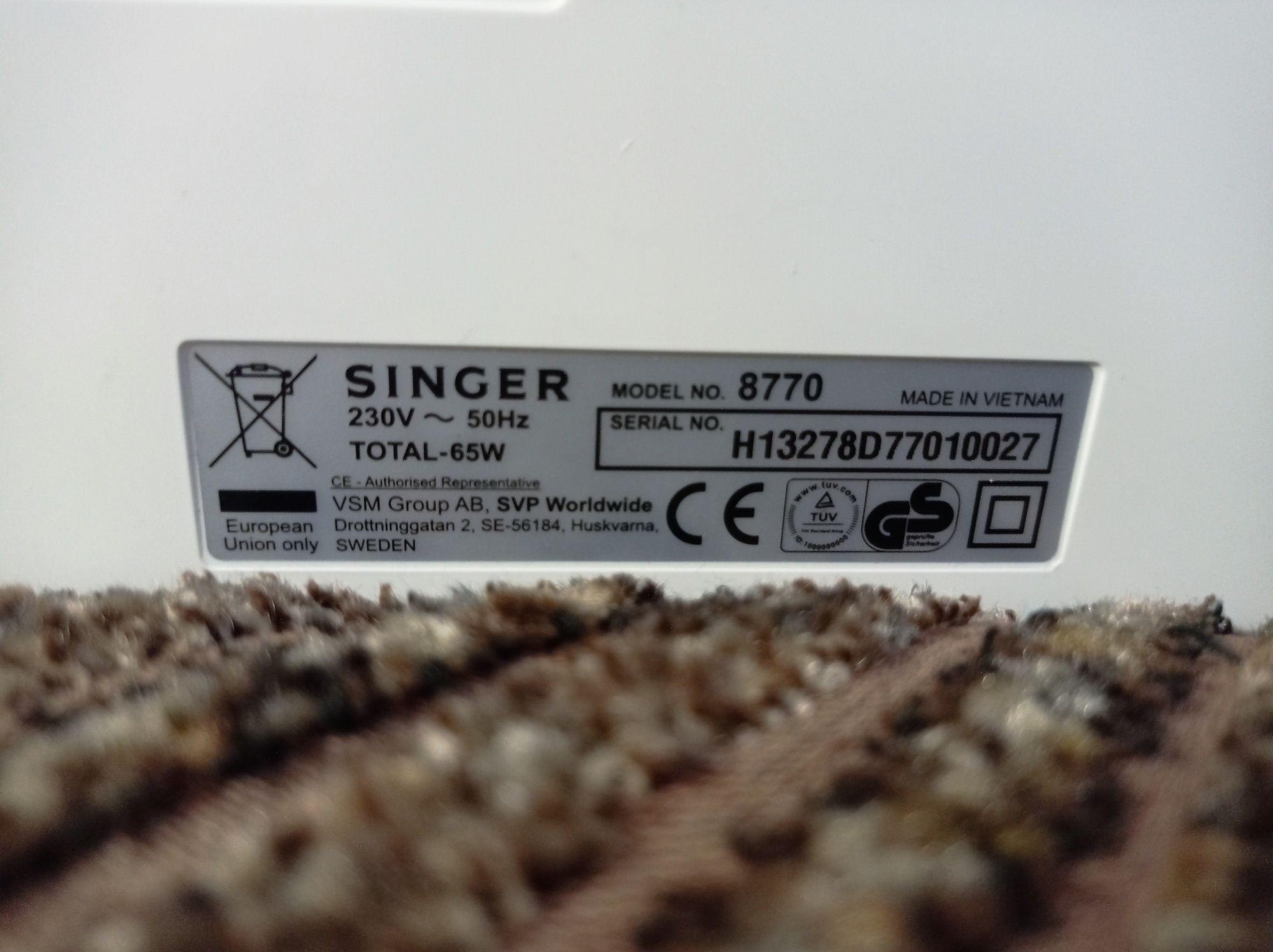 Компьютерная швейная машина Singer Curvy 8770