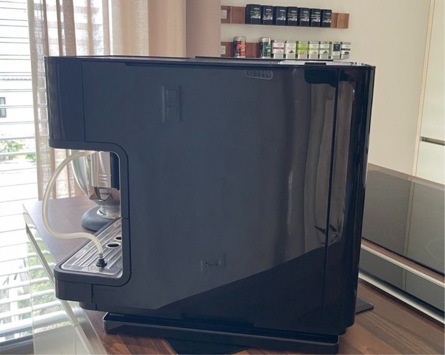 Кавомашинка Miele СМ6350 Black Edition