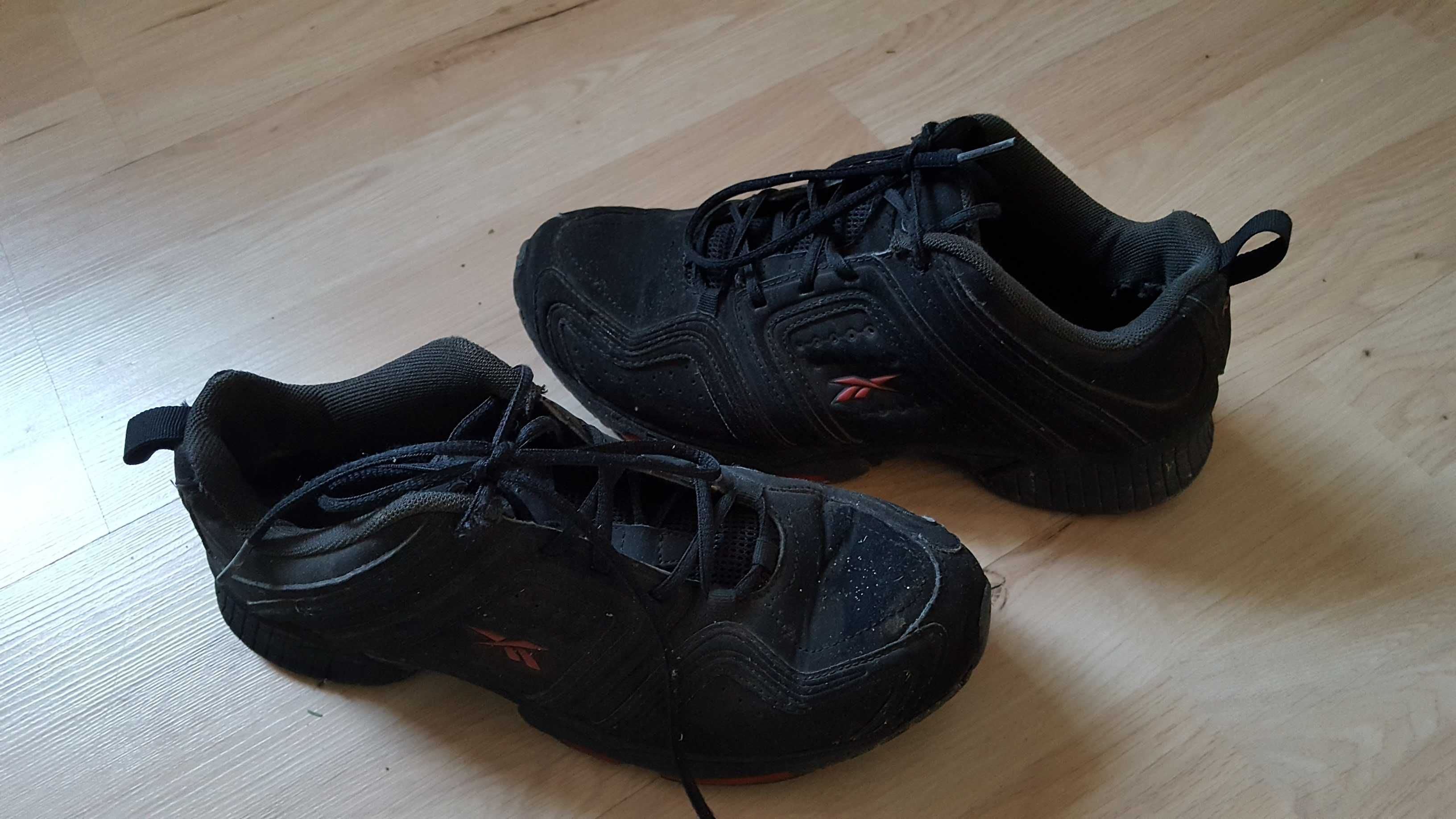 Reebok buty sportowe czarne rozmiar 37