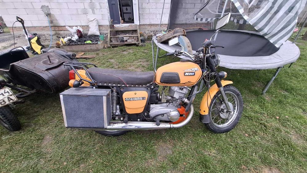 Планета 4 з коляскою