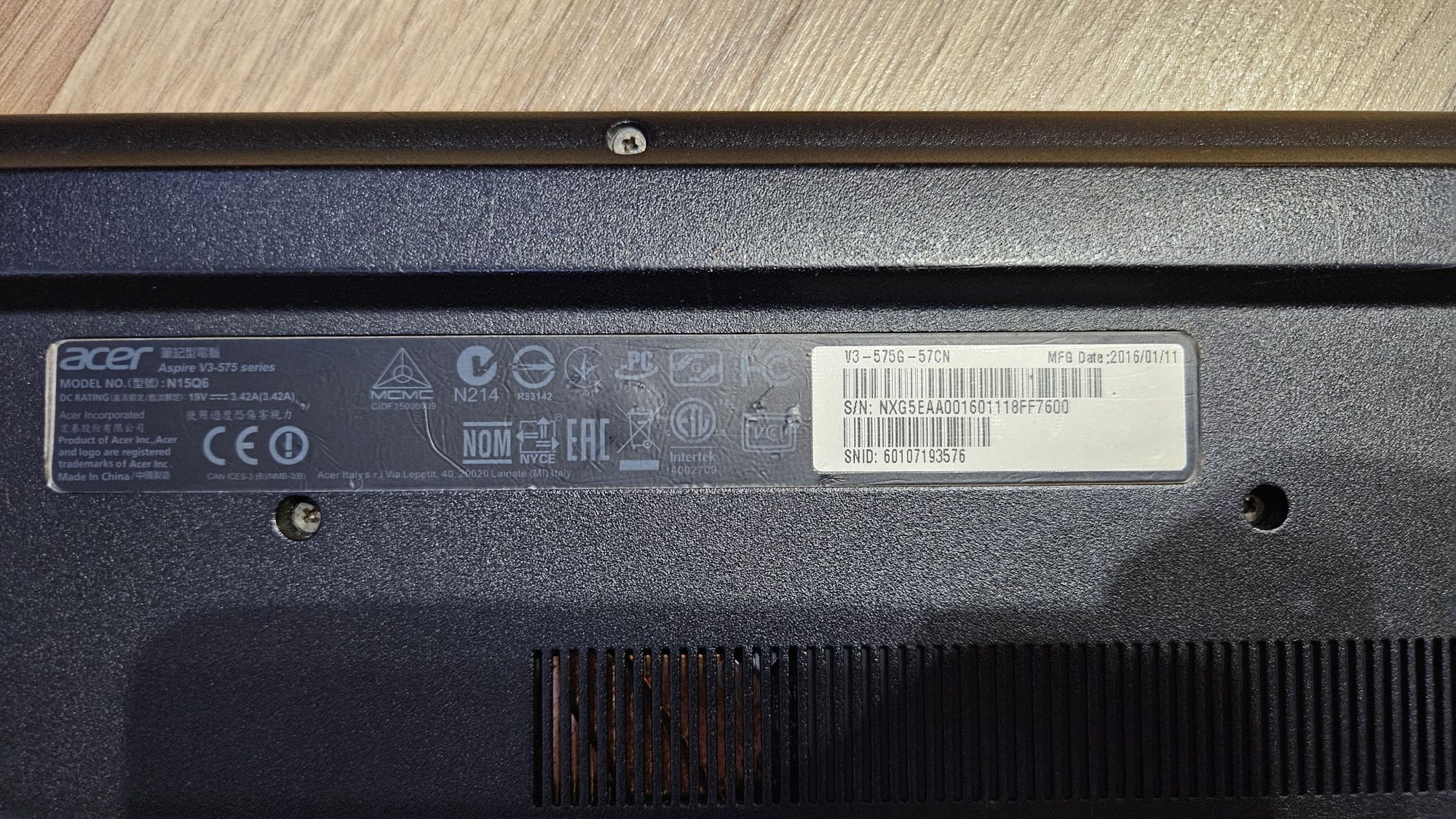 Ігровий ноутбук Acer V3-575G-57CN / I5-6200U / Nvidia 940M / 8Gb