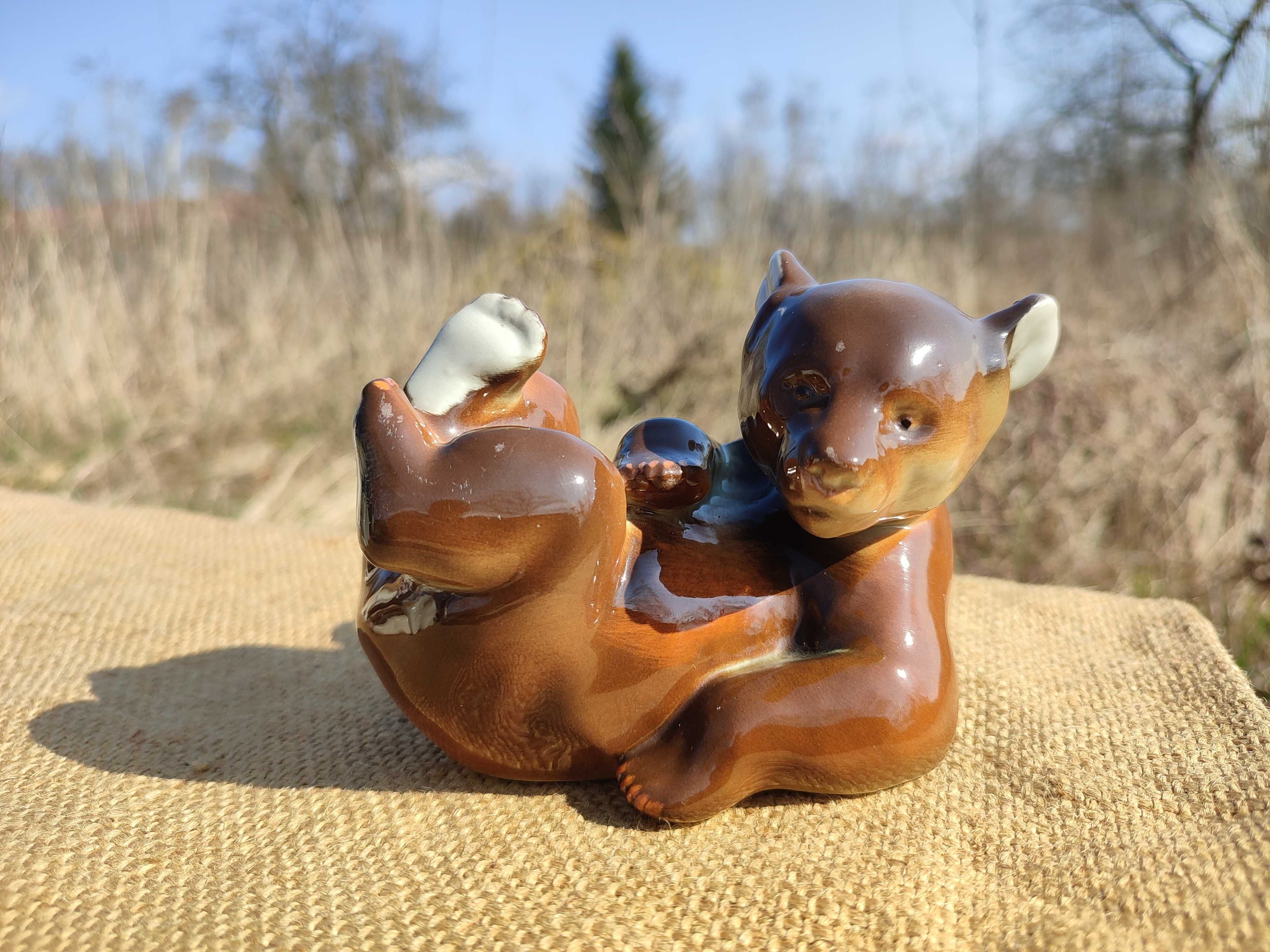 Porcelanowa figurka miś niedźwiedź Łomonosow