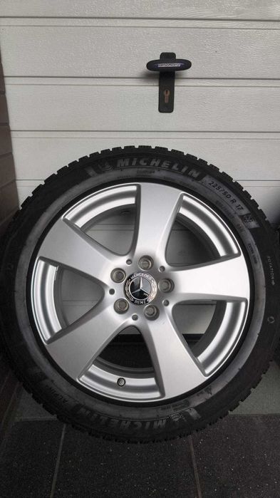Koła Mercedes C- Klasa W205 17" 5x112 opony zima 225/50/17 (OL1802)