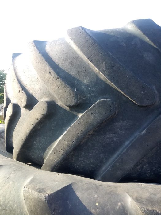 Opony 650/65 r42, 560/65 r30. Michelin multibib