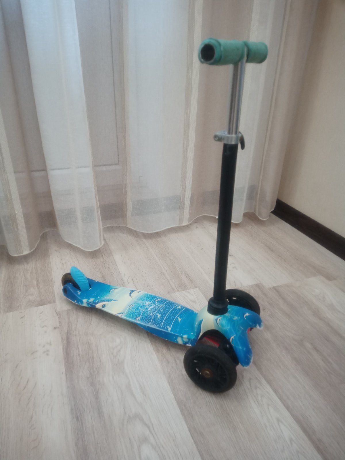 Продам самокат дитячий