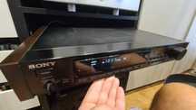 Flagowy Tuner cyfrowy Firmy Sony model 730 ES !!! DREWNIANE BOCZKI !!!