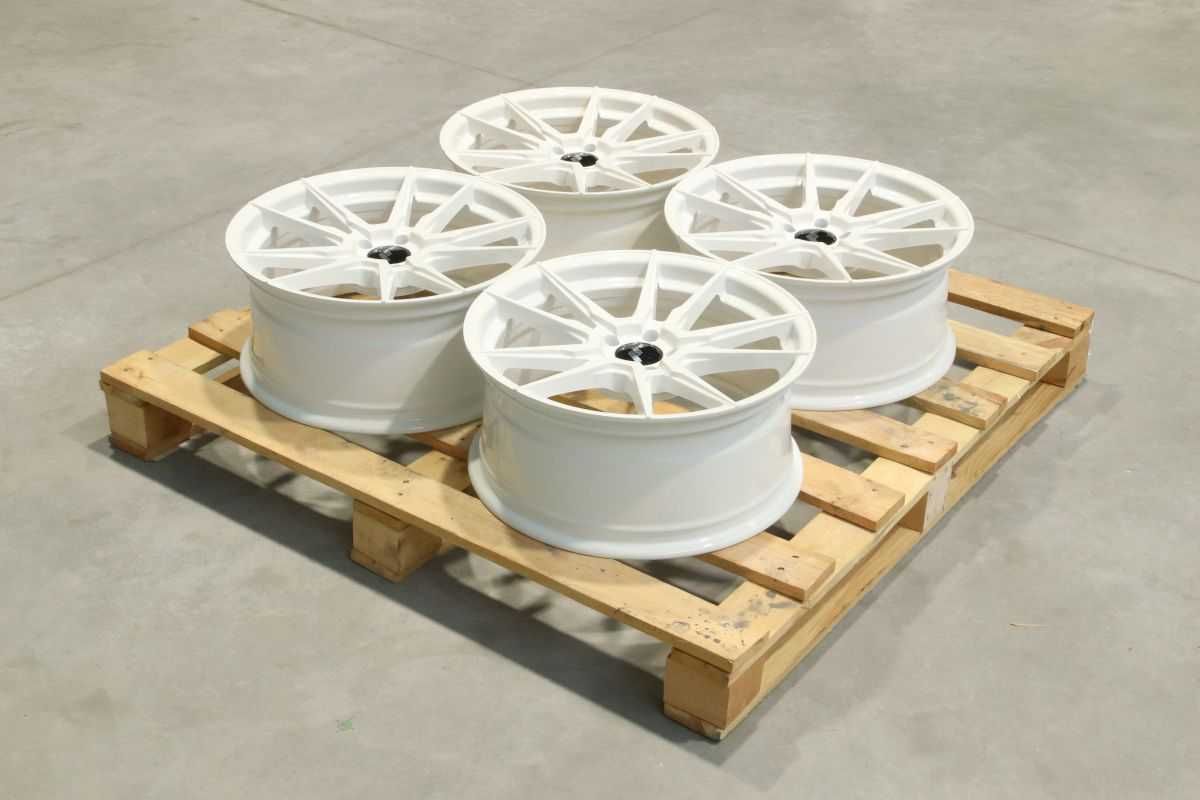 OUTLET! Felgi Japan Racing JR21 18x8 ET35 5x100 Gloss White