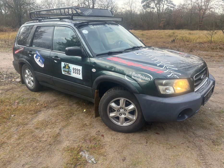 Subaru Forester of road gaz
