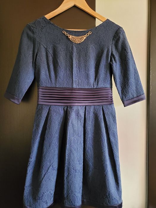 Продам платье, размер s