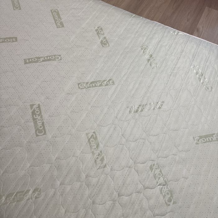 Терміновий продаж!Ліжко 140*200 см з матрасом