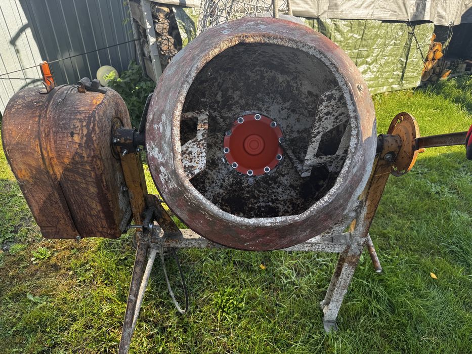 Betoniarka budowlana 230V