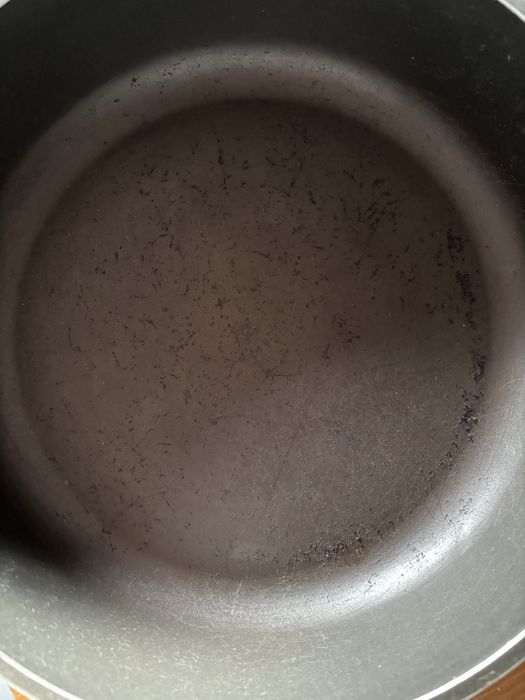 Oddam za darmo 2 patelnie