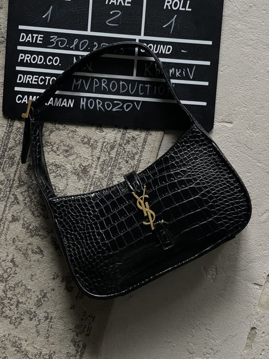 Сумка Yves Saint-Laurent Hobo Le 5 À 7
