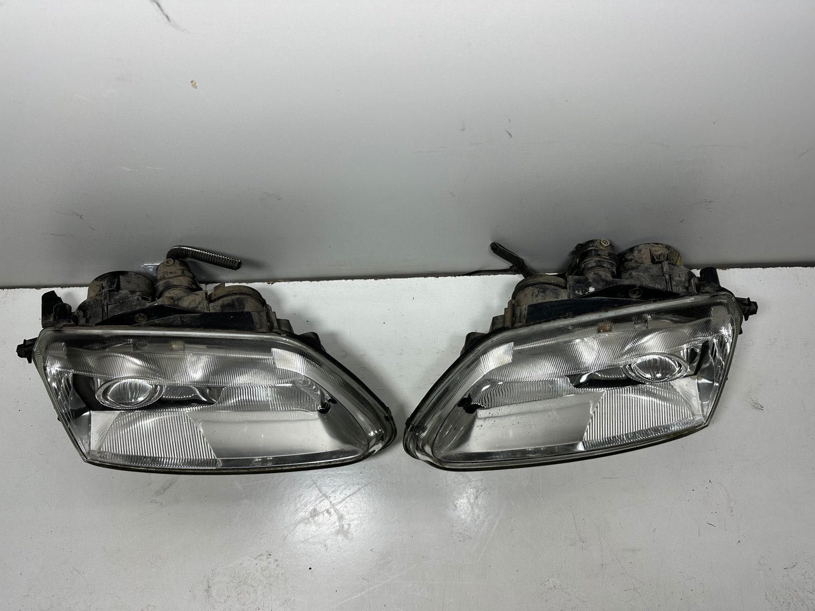 Renault Espace III Reflektory Xenon Komplet Lewy i Prawy