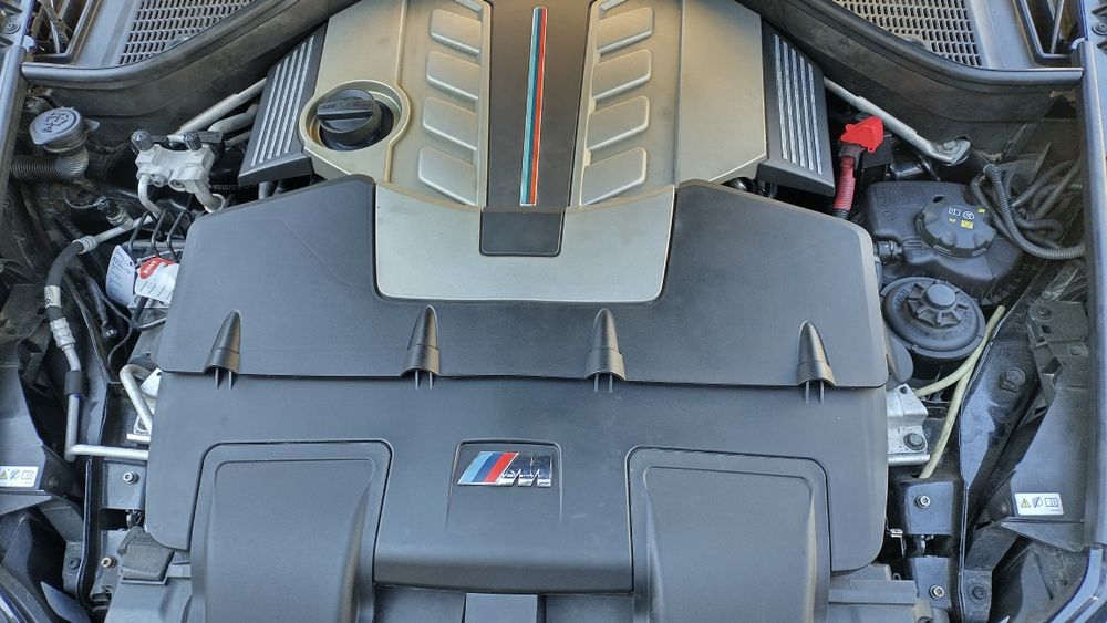 BMW X6 M Офіційна. 560 К.с
