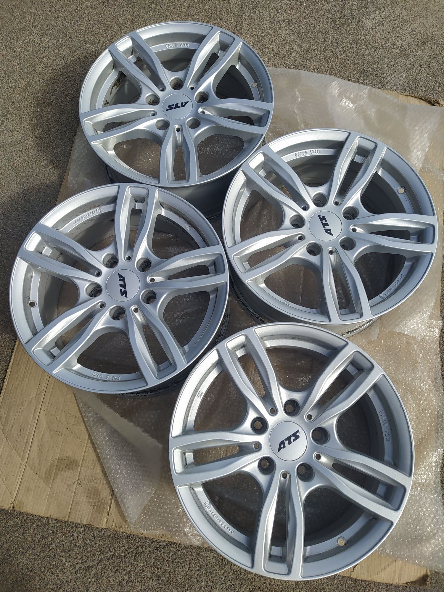 Диски BMW e36/46/90-93/f30-34 VW T5 T6 Trafic Vivaro Insignia 16(5*120