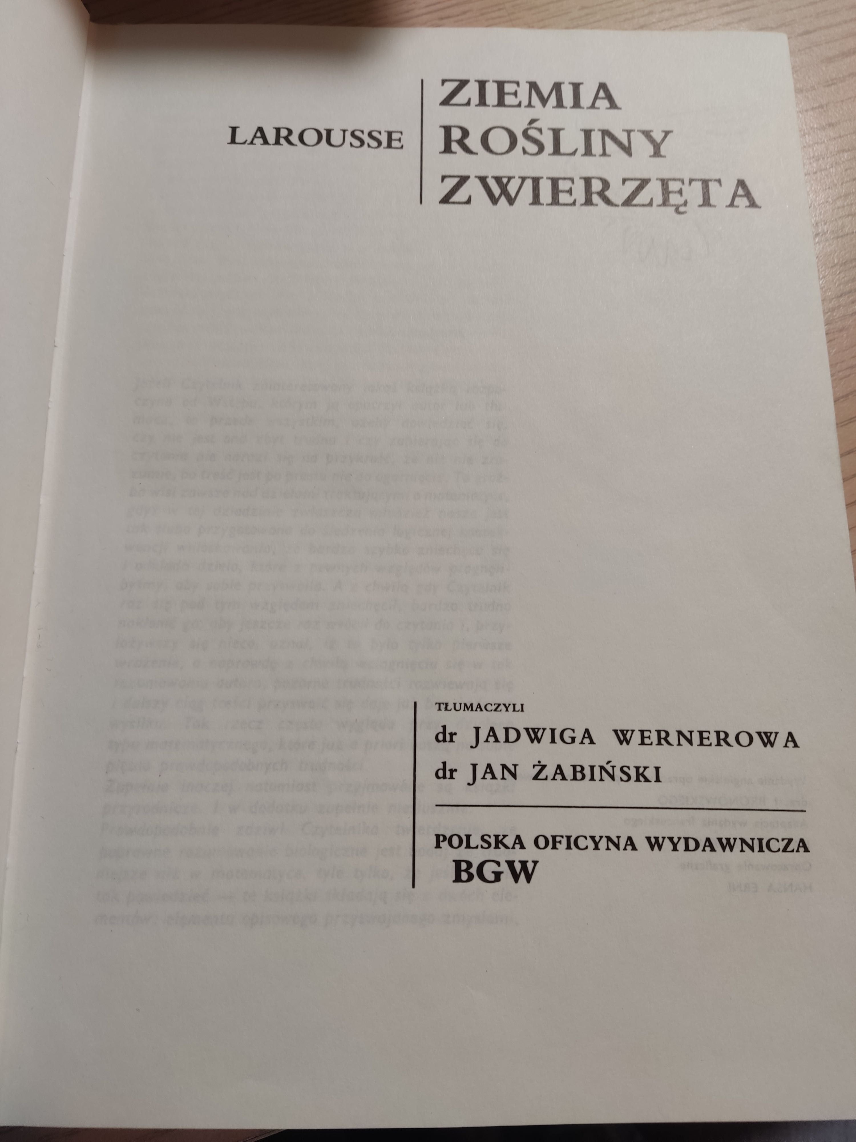 Larousse Ziemia Rośliny Zwierzęta przyroda geologia fauna flora