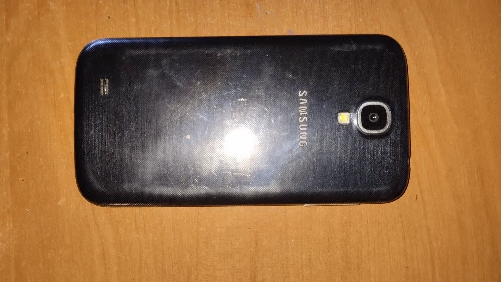 Продам Samsung galaxy s4 2/16