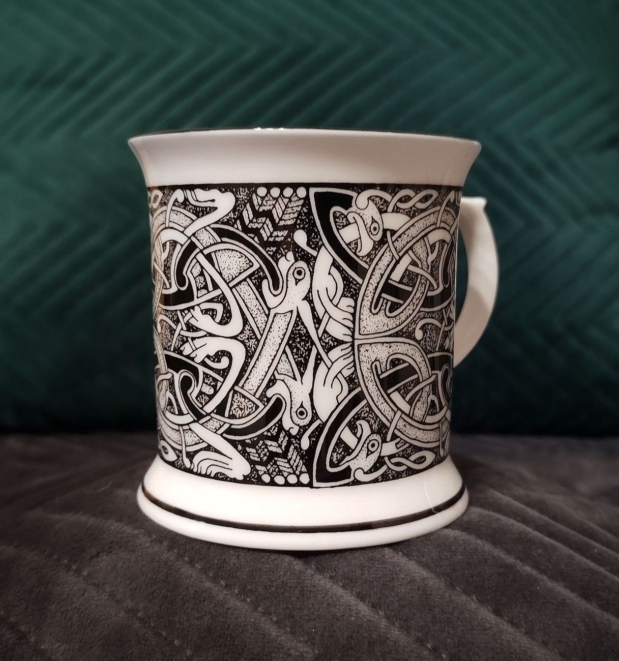 Piękny porcelanowy kubek z celtyckim wzorem / Celtic / Wiking