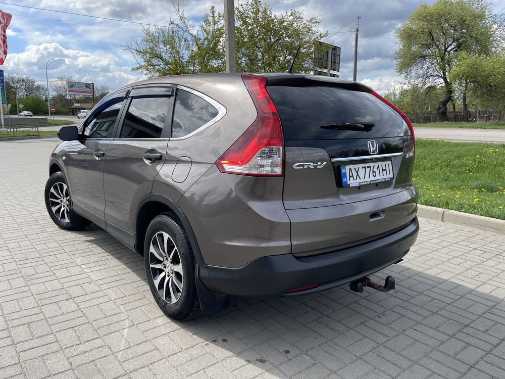 Продам Honda CR-V 2014 полный привод, газ