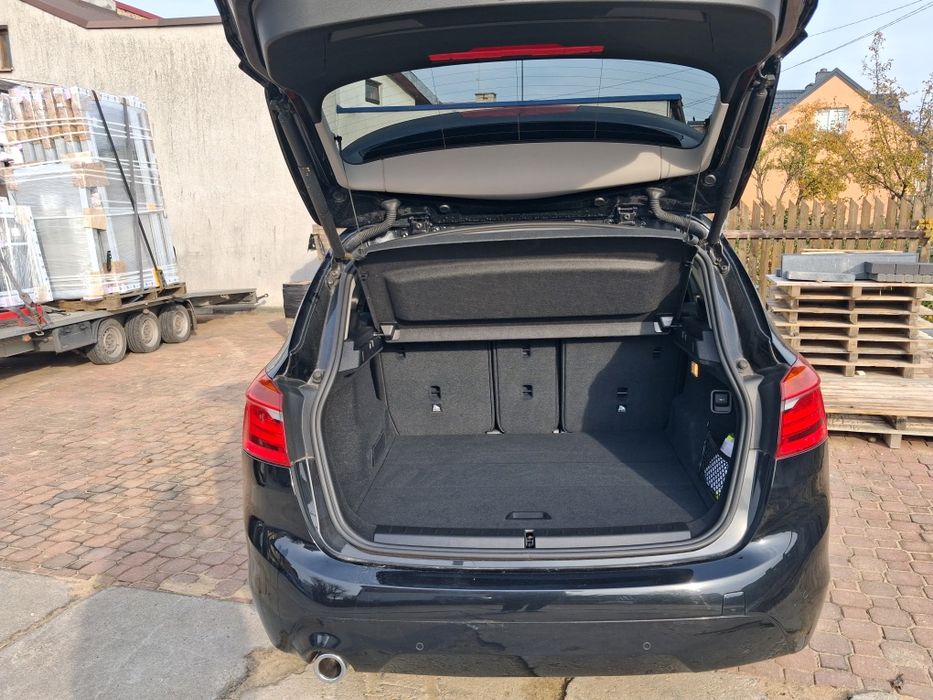 Bmw 2 f46 2022 jak nowa