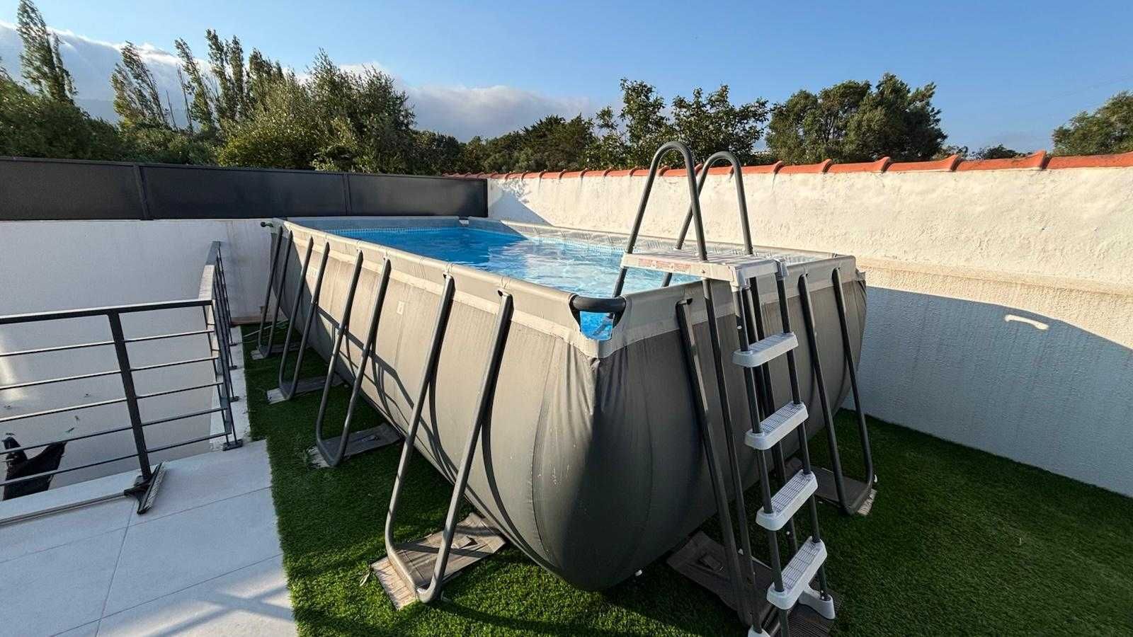Piscina Intex removível Ultra XTR Frame 5,5M com purificador