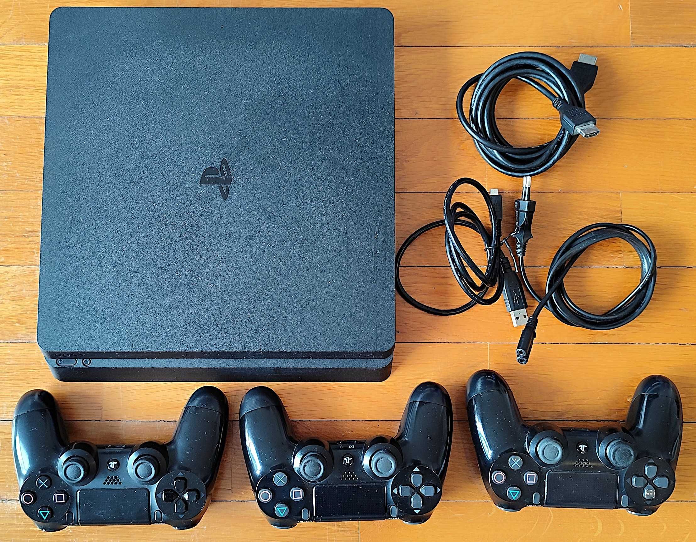 PlayStation PS4 Slim 500Gb + 8 Jogos