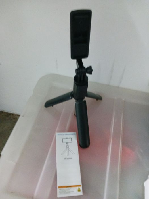 Selfie stick tripod