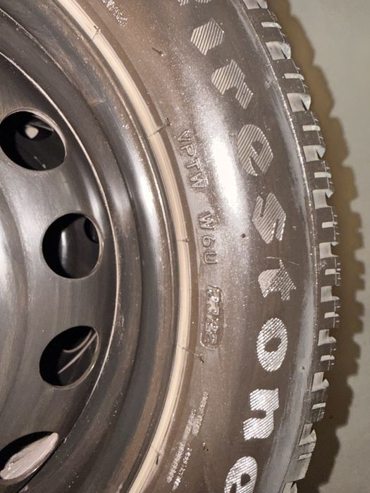 Koła zimowe „15” 4x100 175/65/15 z czujnikami ciśnienia