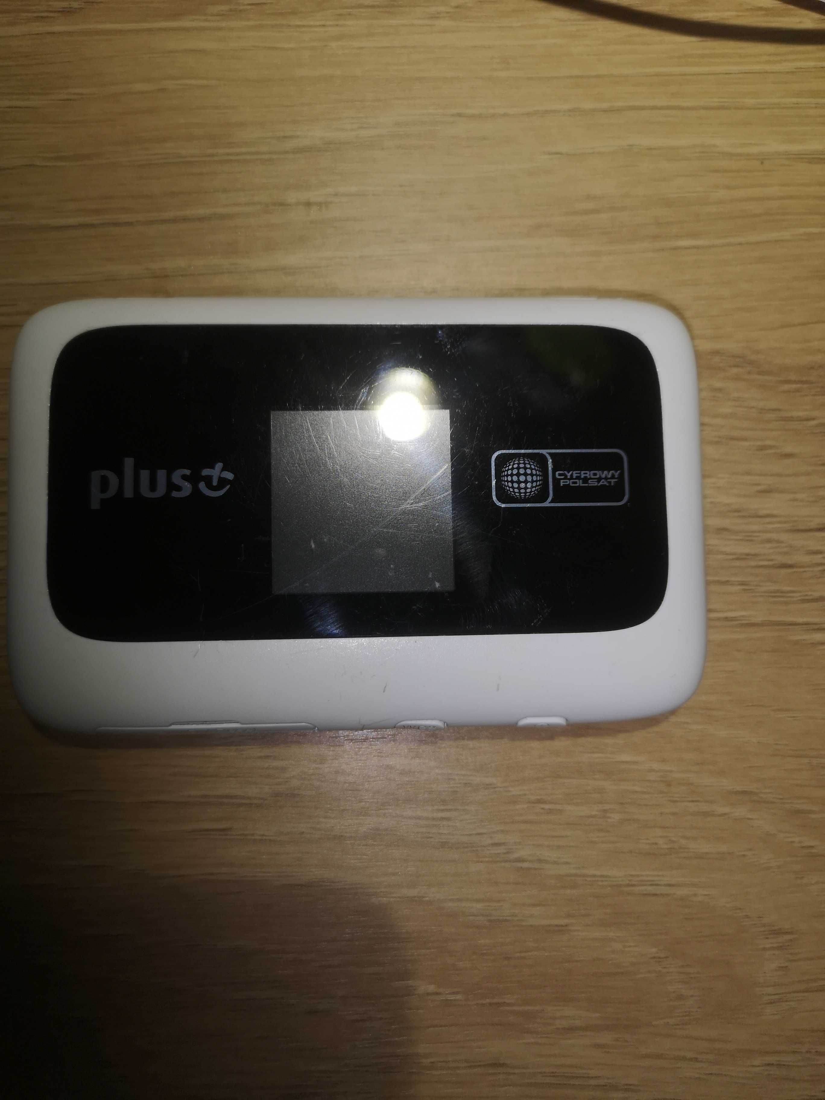 Router ZTE MF910