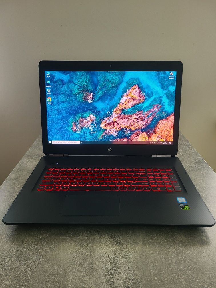 Новий HP Omen, gtx 1070 8gb відеопам'яті, 4k монітор, батарея 100%