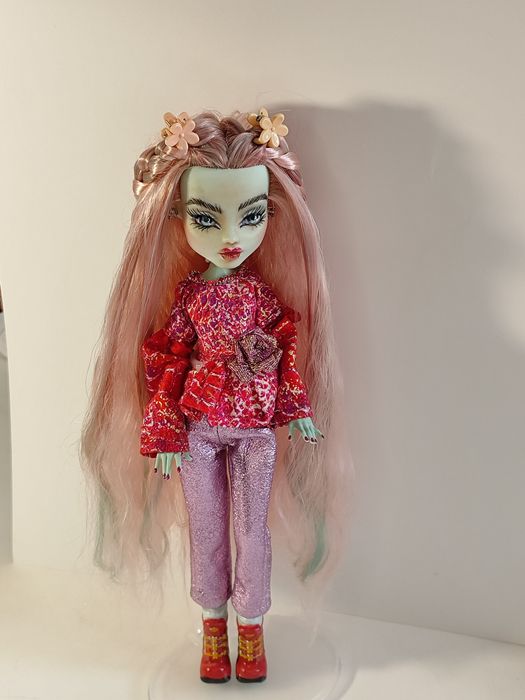 Ооак лялька Монстр хай