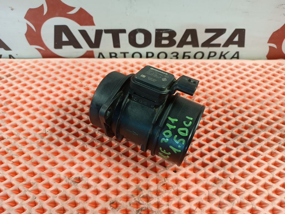 Витратомір повітря H8200702517 Renault 1.5DCI Расходомер воздуха Рено