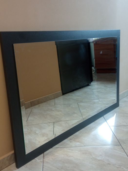 Duże lustro łazienkowe pokojowe