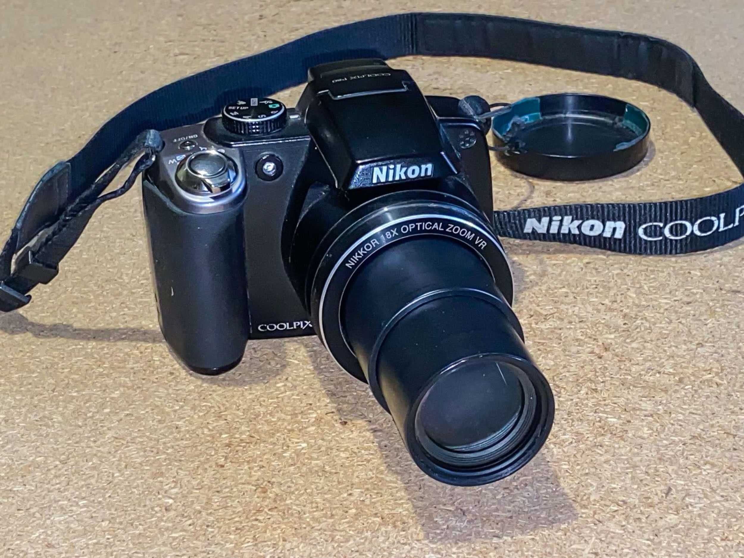 Nikon P80+кофр (сумка).