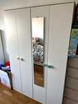 Roupeiro branco IKEA GODISHUS