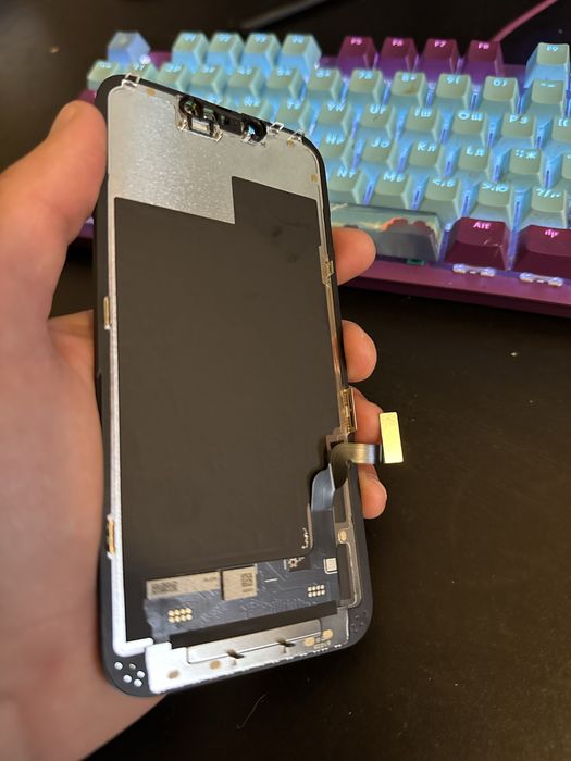 Дисплей на iPhone 13 (оригінал)